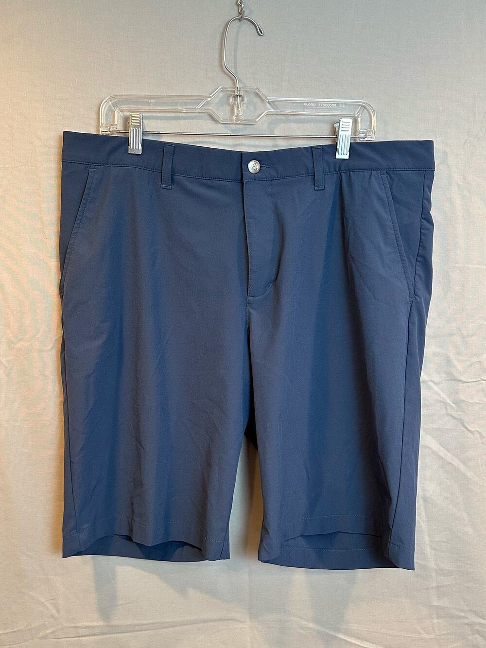 Adidas Ultimate365 NWOT Golf Shorts Size 36 Navy Flat Front Stretch Recycled